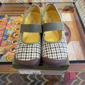 Keen Sienna Mary Jane shoes